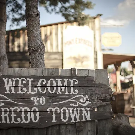 Westernland Hotel Jozefow (Pleszew County)