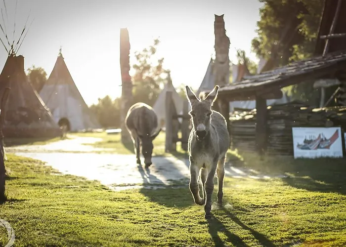 Hotel Westernland Jozefow (Pleszew County)